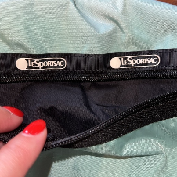 NWOT Mint Green LeSportSac Crossbody Bag - Picture 4 of 7